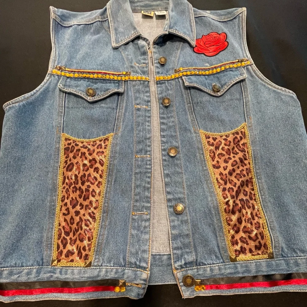 Denim Vest Upcycled Hand Embellished Leopard Print Size Medium - Picture 6 of 6